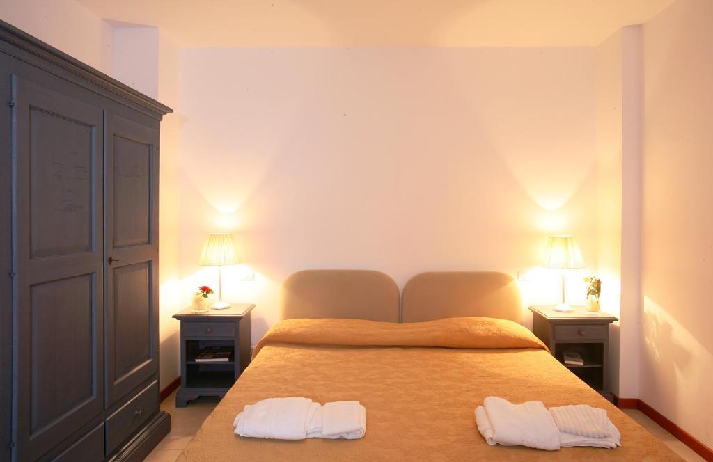 Residence Borgo San Sebastiano Bergeggi Rum bild