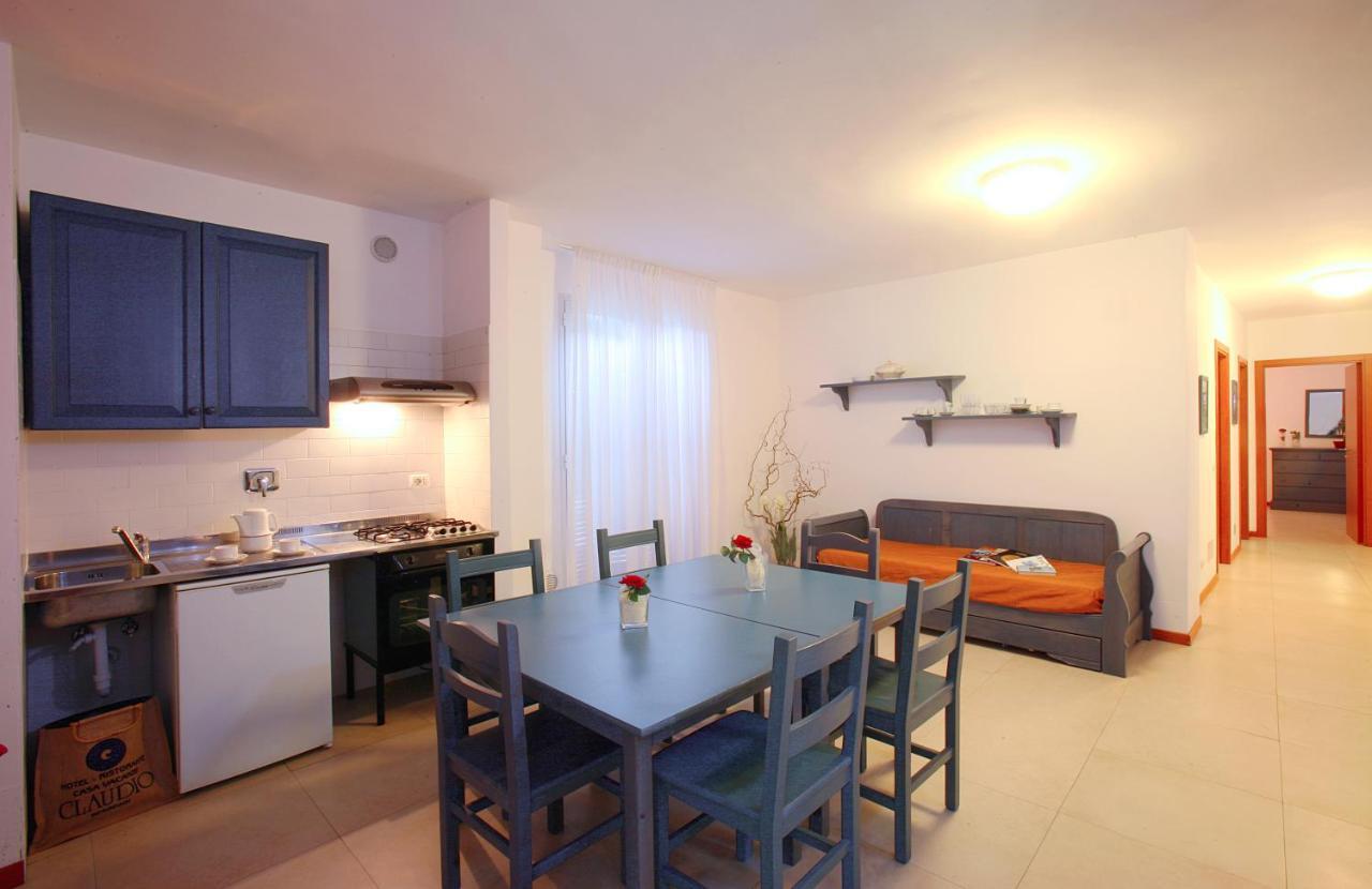 Residence Borgo San Sebastiano Bergeggi Rum bild