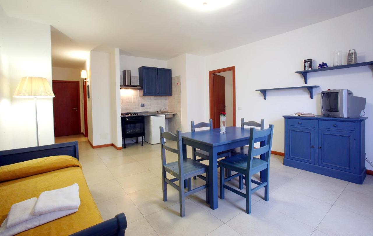 Residence Borgo San Sebastiano Bergeggi Rum bild